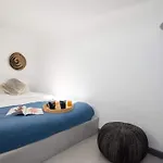 Jonaz Suites *