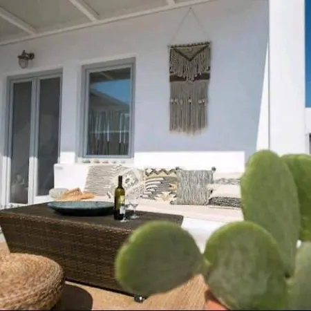 Jonaz Suites Апарт-отель Mykonos Town