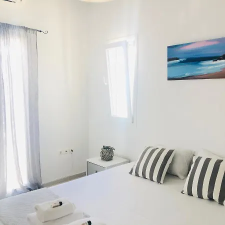 Jonaz Suites アパートホテル